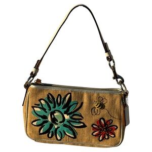 Vintage Coach Limited Edition 2005 Straw Floral Bumble Bee Shoulder Bag